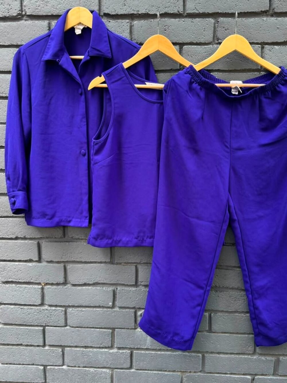 VTG Draper’s & Damon’s Petite 3 Piece Pant Suit Set Blouse Shirt Top Purple Blue